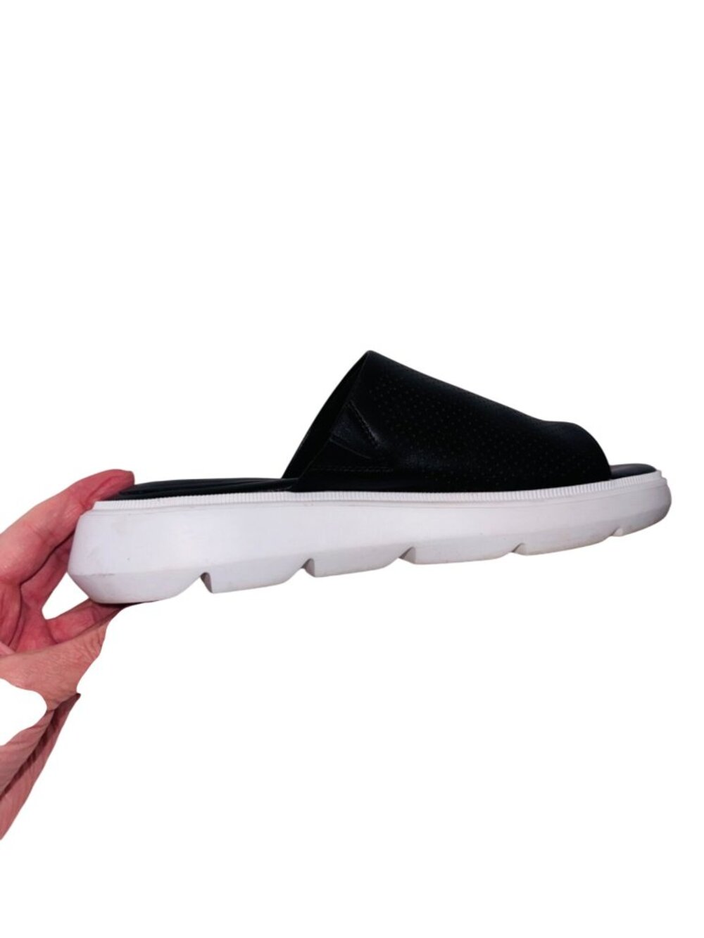 Vaneli Colver Perforated Black Leather Comfort Cushioned Slide Sandals Size 8M - Picture 8 of 11